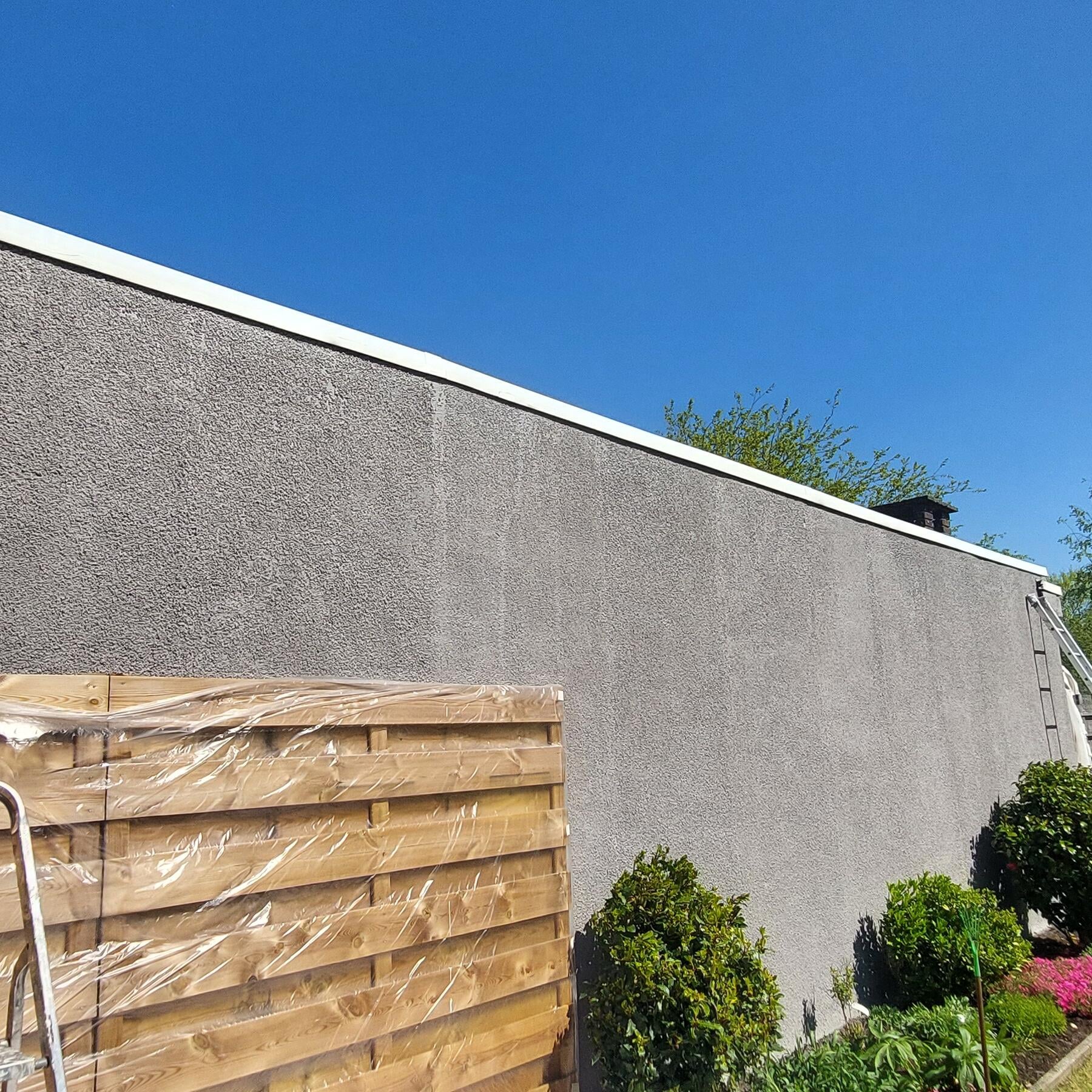 Peinture mur extérieur gris